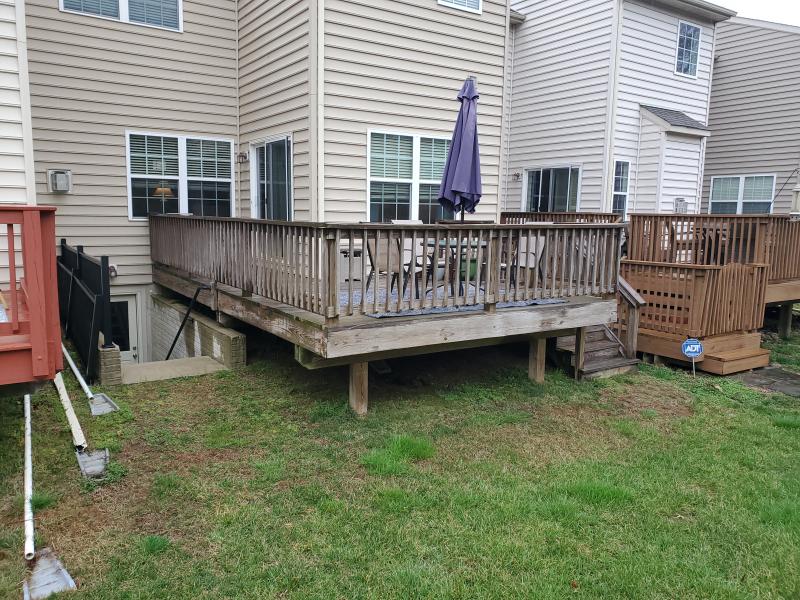 Deck Repair and Staining